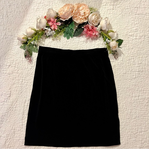 Laundry by Shelli Segal Los Angeles Black Skirt - Picture 2 of 11